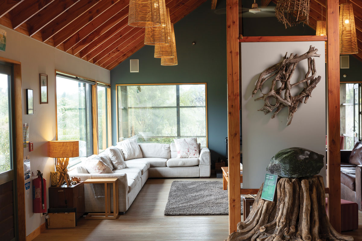 NTT HollyFord Hero Lodge Interior 4101
