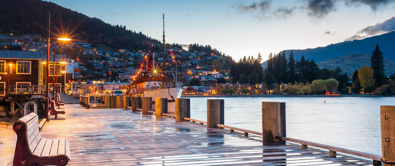 Lakefront in queenstown at night